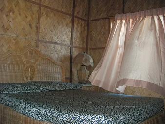 Rent Villa Anna Resort in Calamba