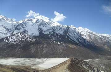 langtang Gosaikunda trekking